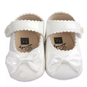 Baby’s girl shoes